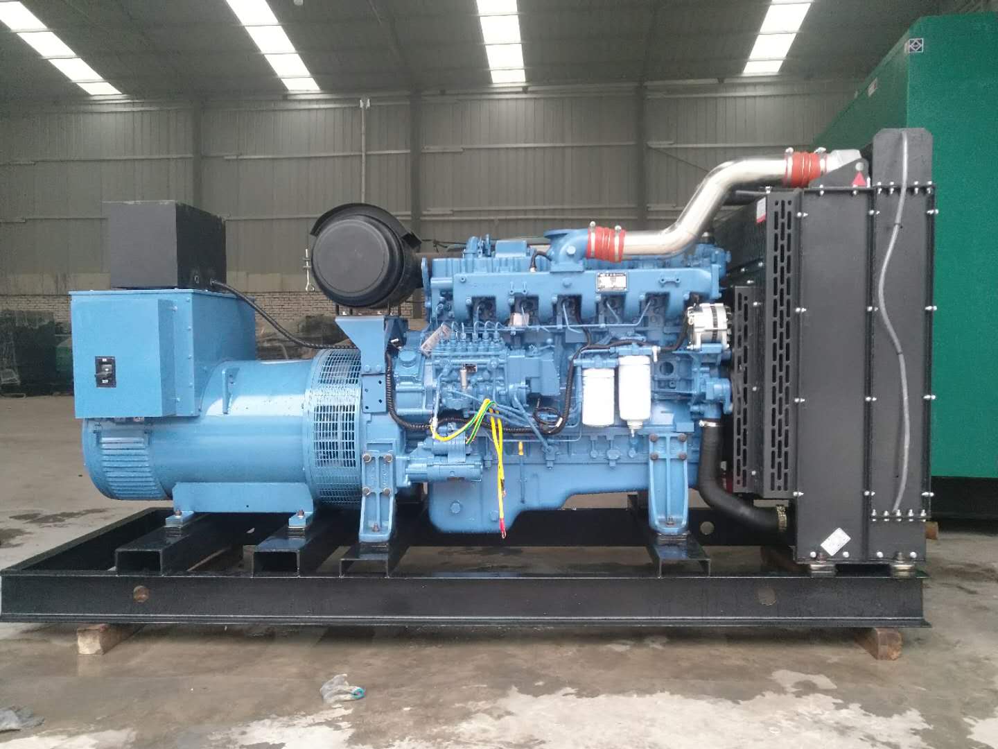 甘肅300kw發(fā)電機組