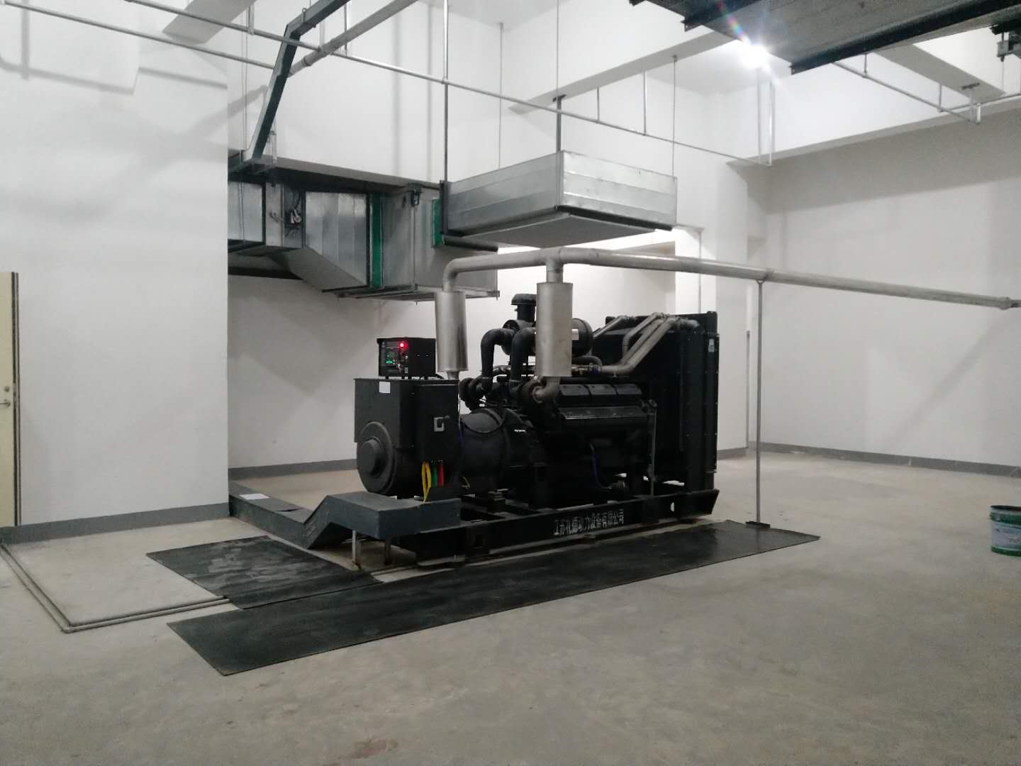 康明斯發電機(ji)價格